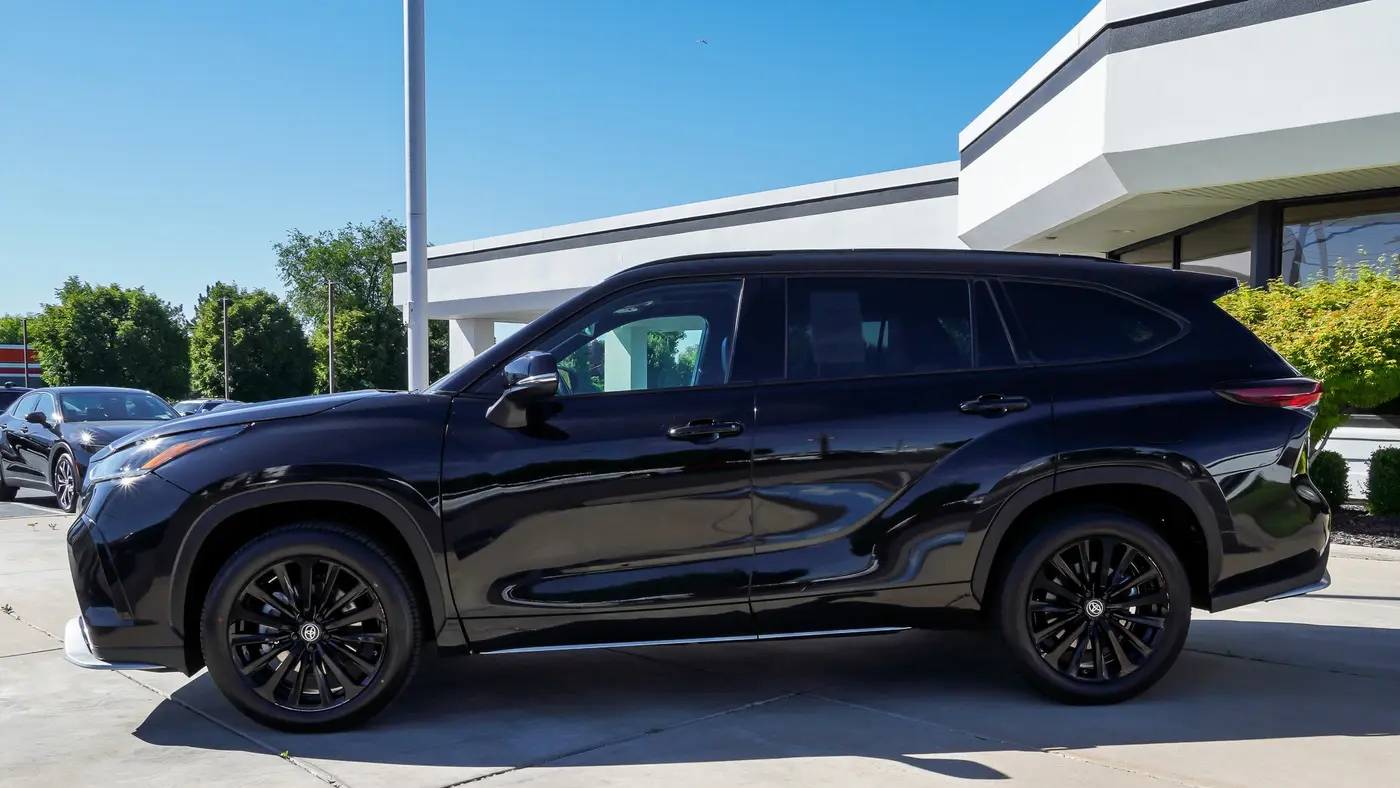 2025 Toyota Highlander XSE