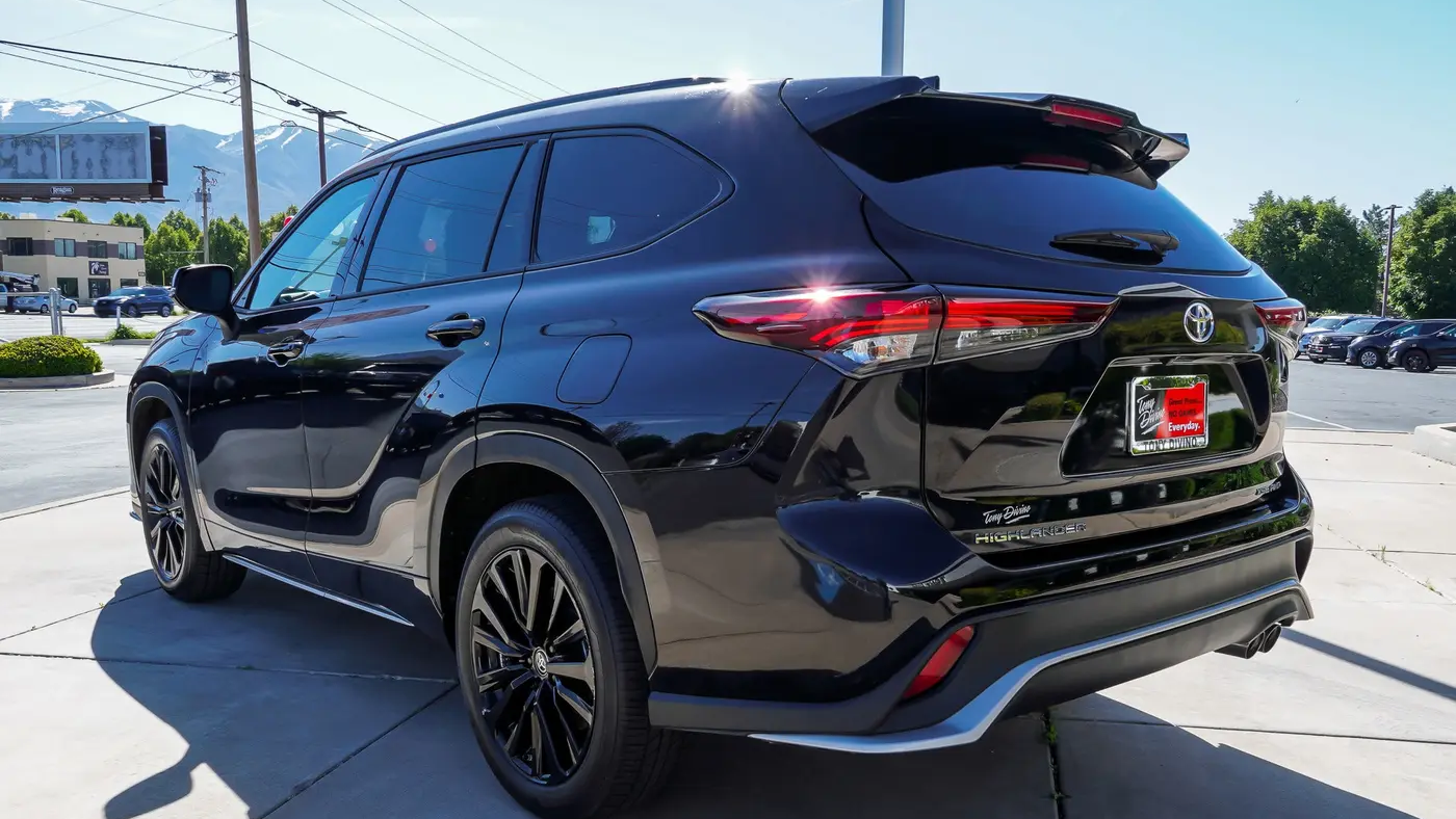 2025 Toyota Highlander XSE