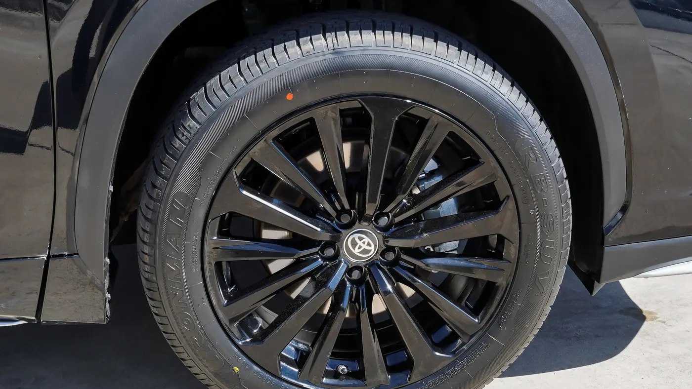 2025 Toyota Highlander XSE