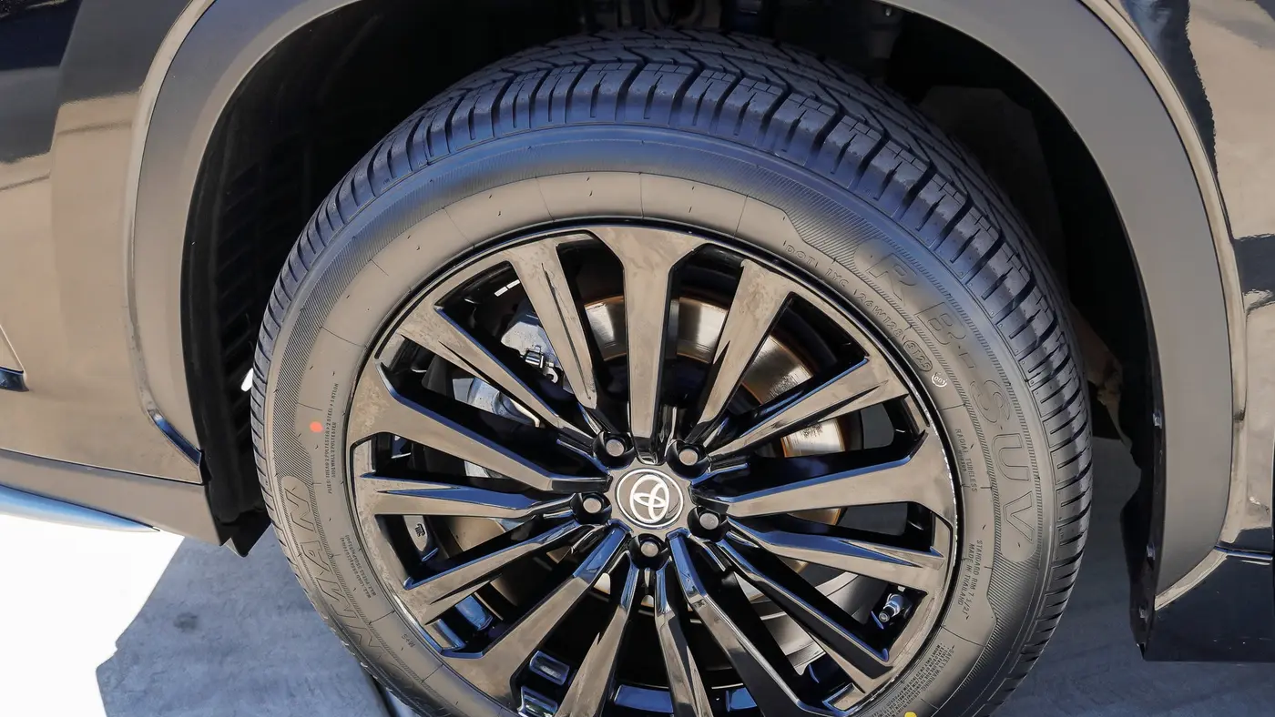 2025 Toyota Highlander XSE
