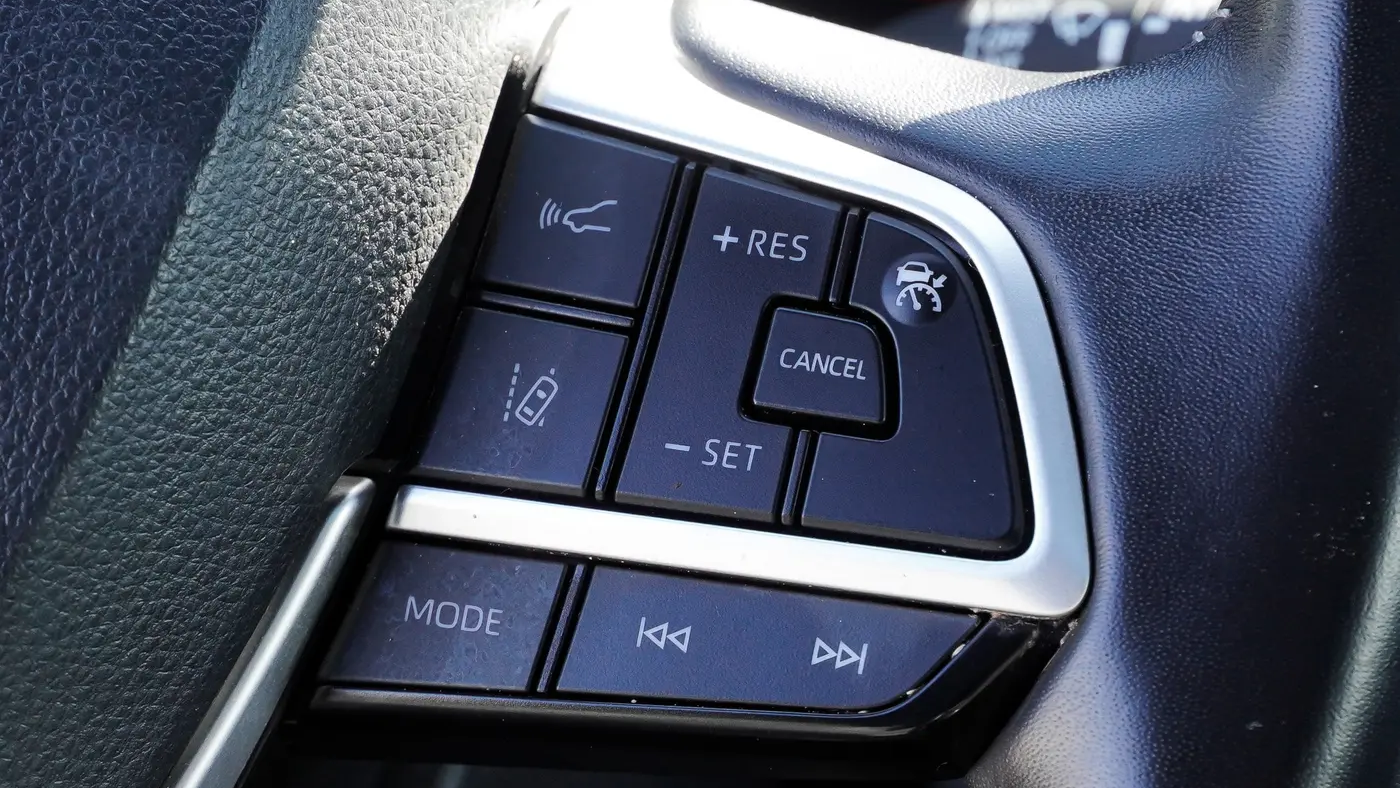 2025 Toyota Highlander XSE
