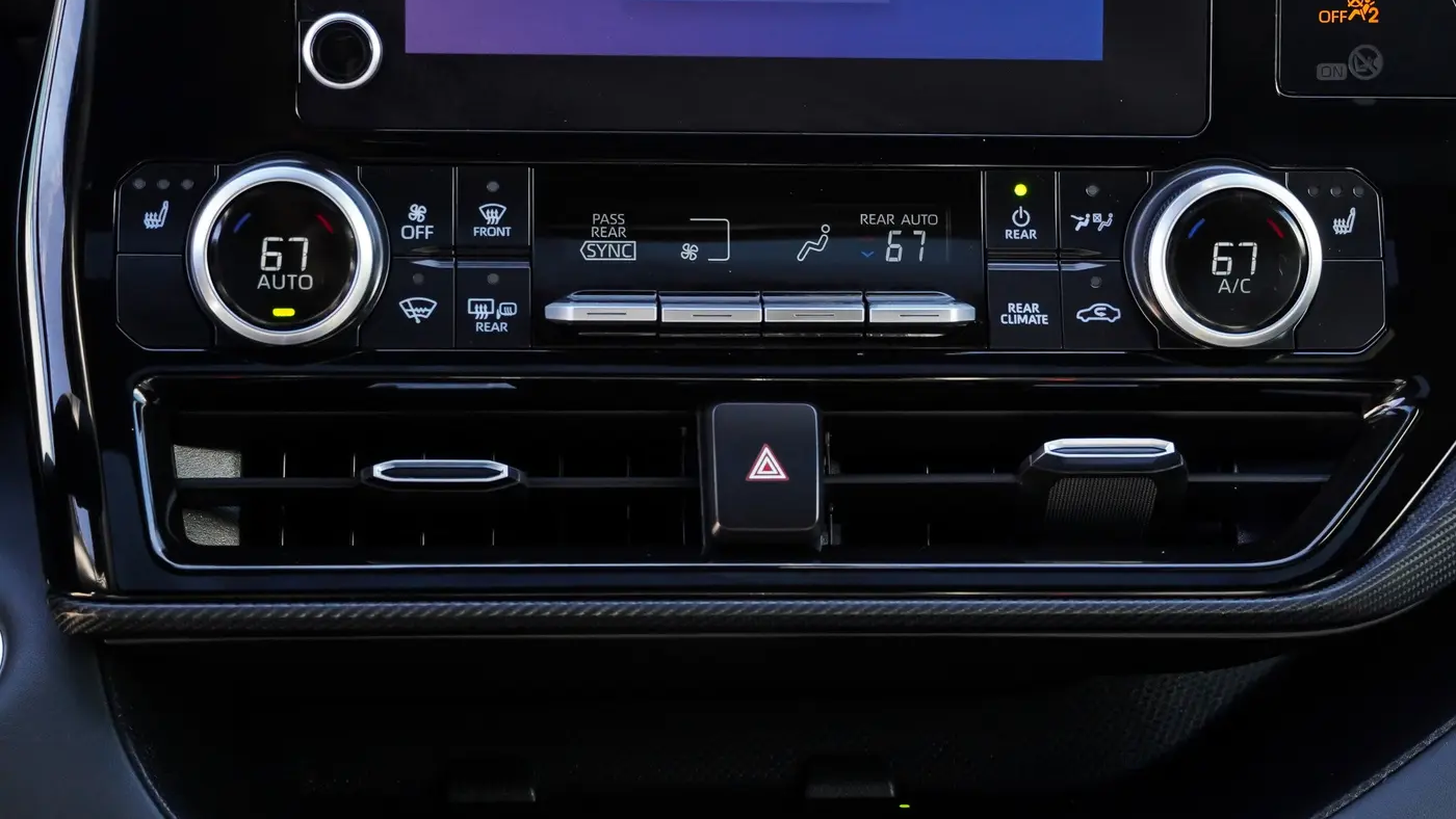 2025 Toyota Highlander XSE