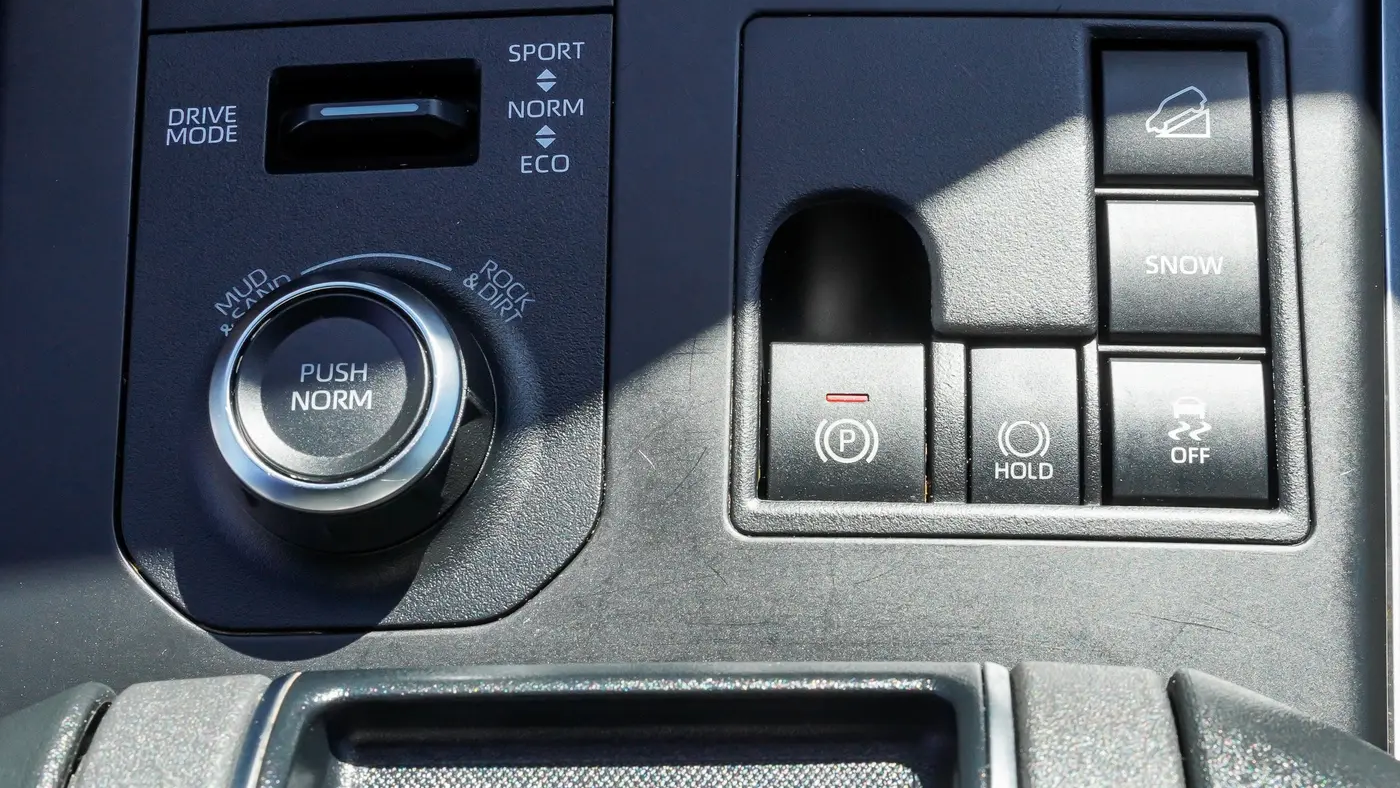 2025 Toyota Highlander XSE