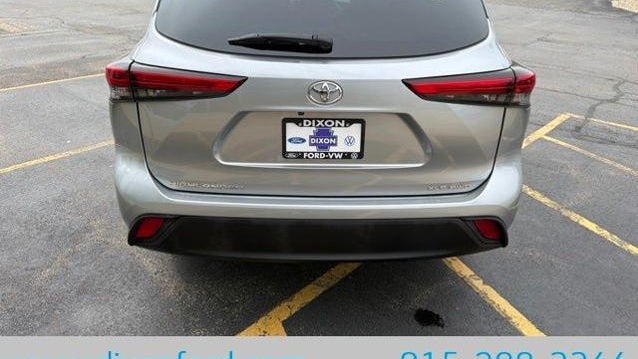 2023 Toyota Highlander LE