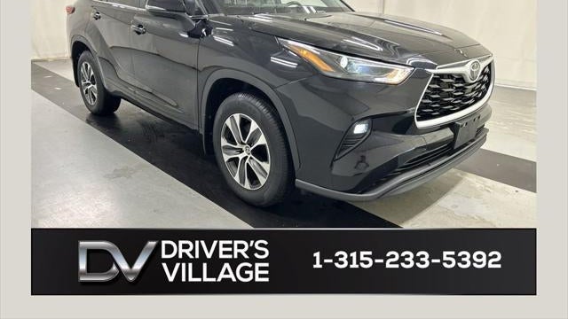 Preowned 2023 Toyota Highlander XLE for Sale