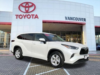 2024 Toyota Highlander AWD LE 4DR SUV