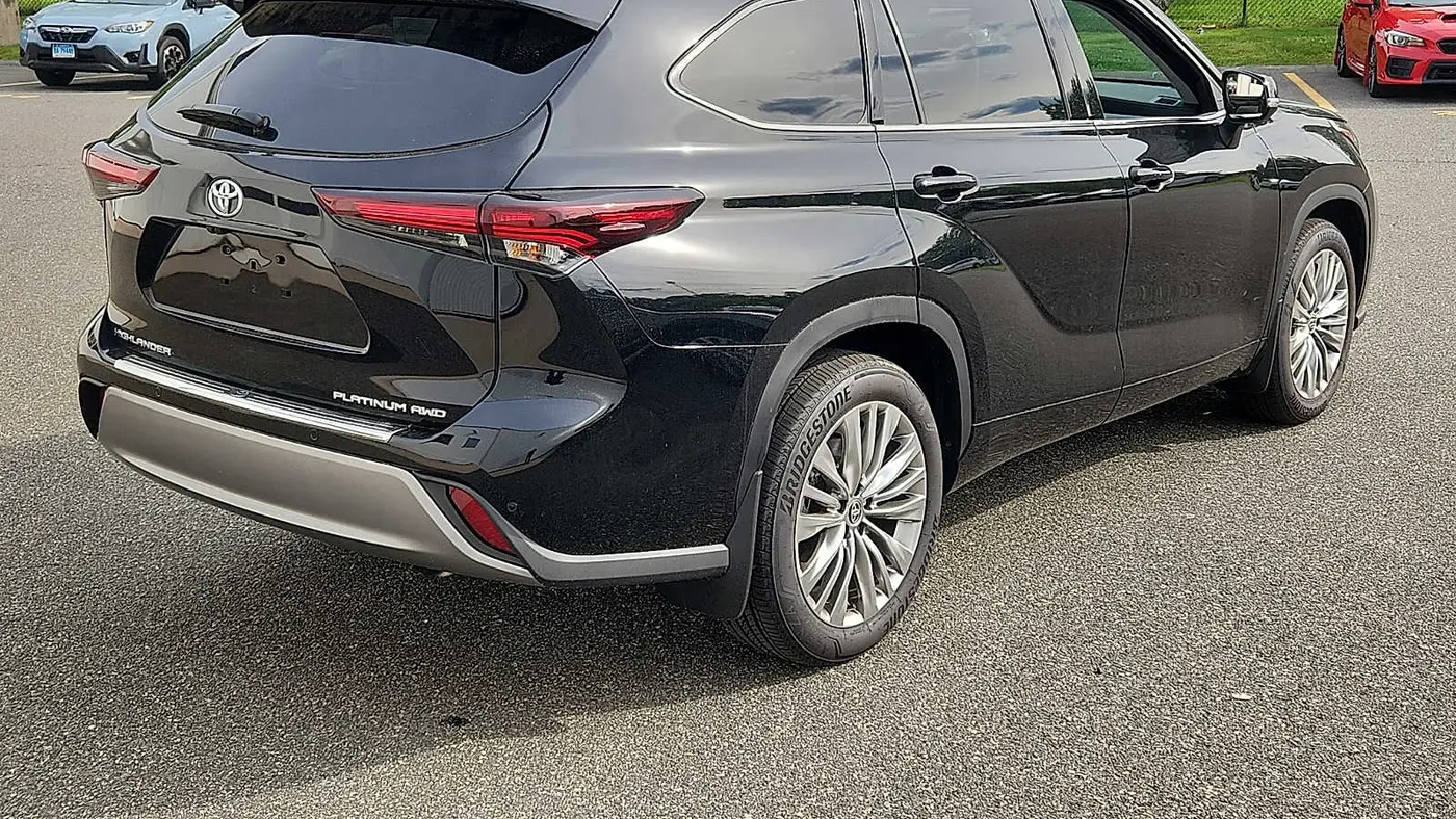 2026 Toyota Highlander Platinum