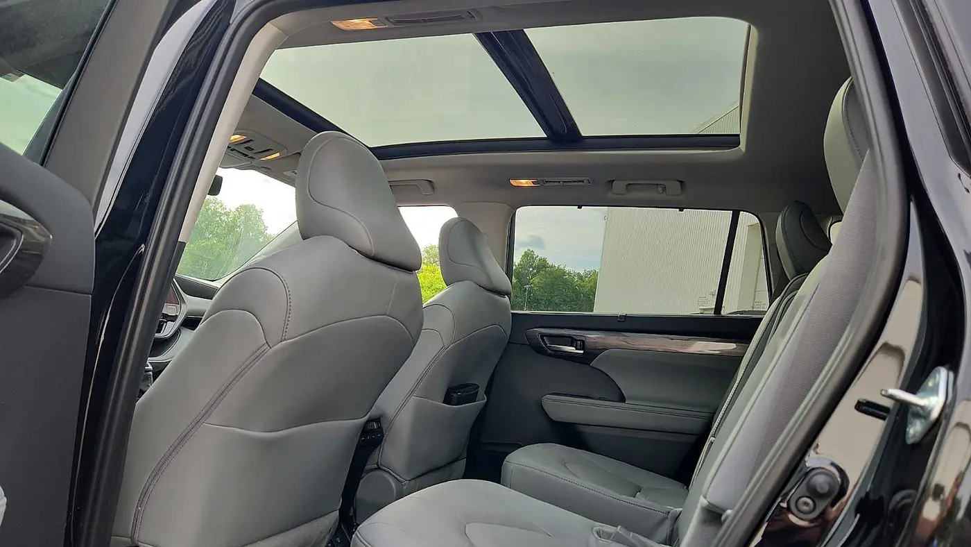 2026 Toyota Highlander Platinum