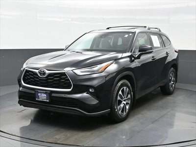 2023 Toyota Highlander AWD XLE 4DR SUV