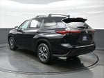 2023 Highlander Thumbnail 4