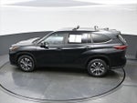2023 Highlander Thumbnail 37