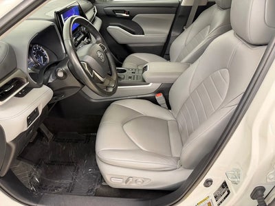 2023 Toyota Highlander AWD LE 4DR SUV