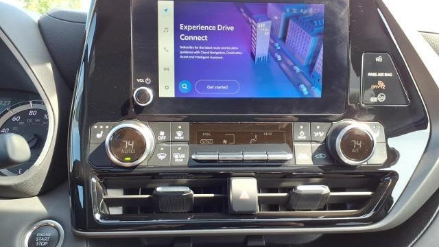 2025 Toyota Highlander LE