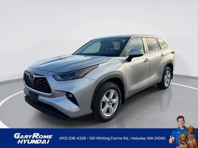 2023 Toyota Highlander AWD LE 4DR SUV