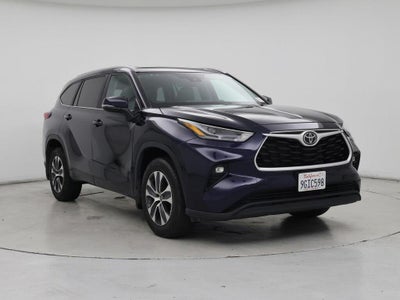 2023 Toyota Highlander AWD XLE 4DR SUV