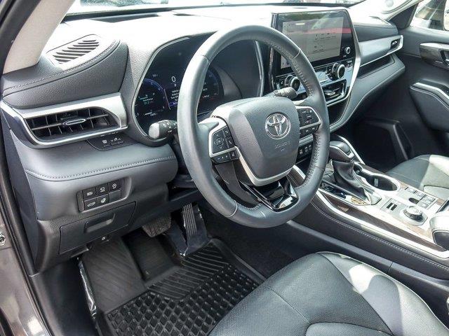 2024 Toyota Highlander - $48,393