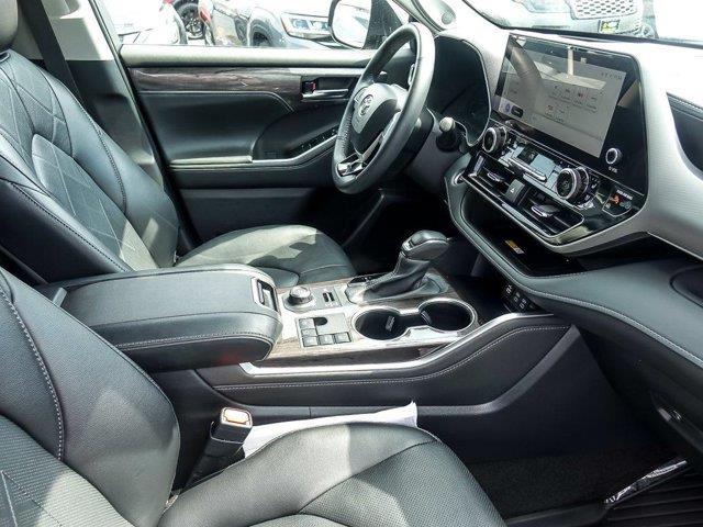 2024 Toyota Highlander - $48,393