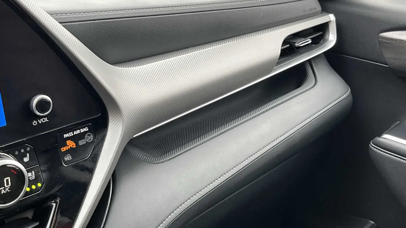 2024 Toyota Highlander Platinum