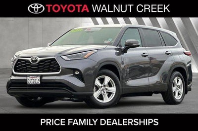 2025 Toyota Highlander AWD LE 4DR SUV