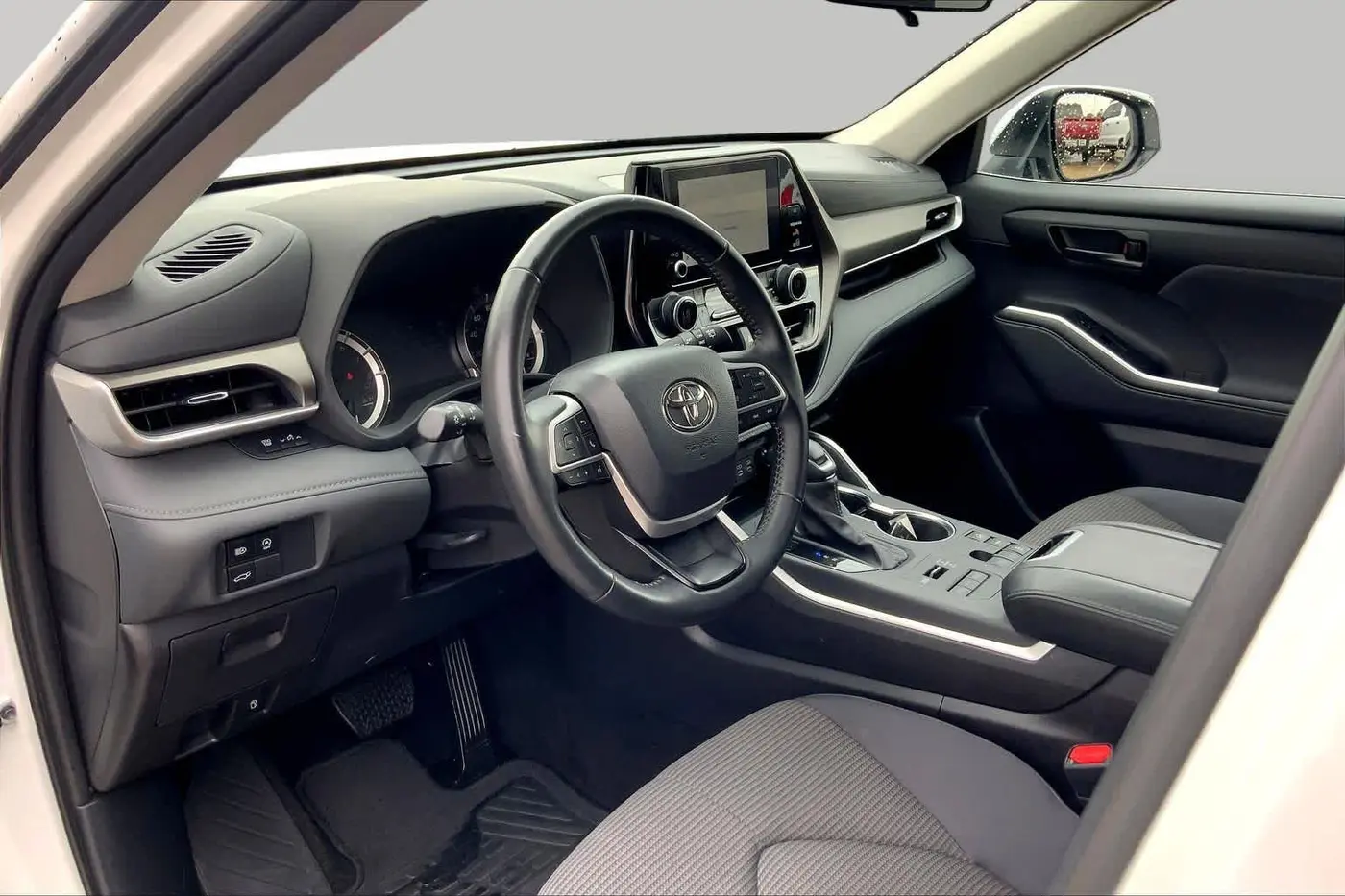 2025 Toyota Highlander - $36,642