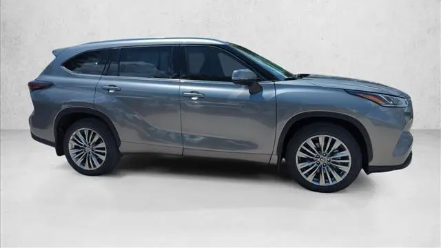 2026 Toyota Highlander Platinum