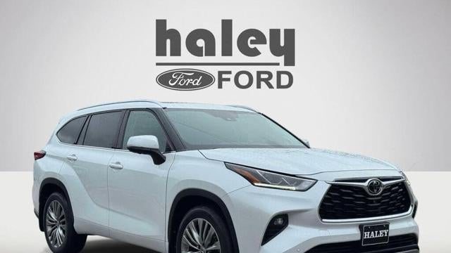 Preowned 2023 Toyota Highlander L for Sale