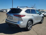 2023 Highlander Thumbnail 3