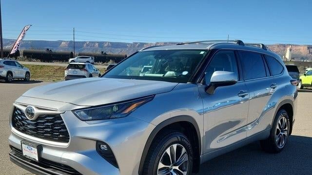 2023 Toyota Highlander LE