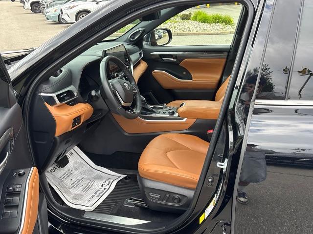 2024 Toyota Highlander - $48,000