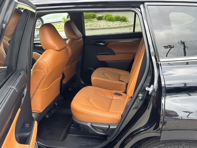 2024 Toyota Highlander - $48,000