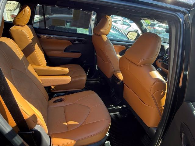 2024 Toyota Highlander - $45,999