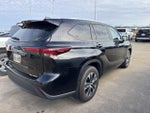 2024 Highlander Thumbnail 10
