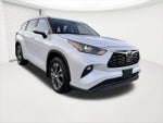 2023 Highlander Thumbnail 8
