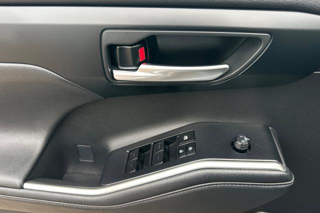 2024 Toyota Highlander - $41,025