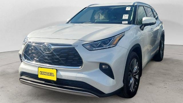 Preowned 2024 Toyota Highlander LE for Sale