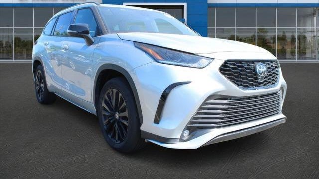 Preowned 2025 Toyota Highlander XSE for Sale