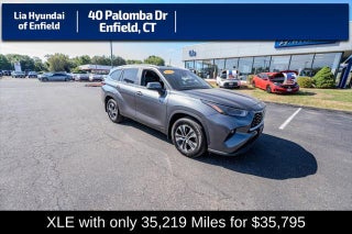2023 Toyota Highlander with Magnetic Gray Metallic Exterior
