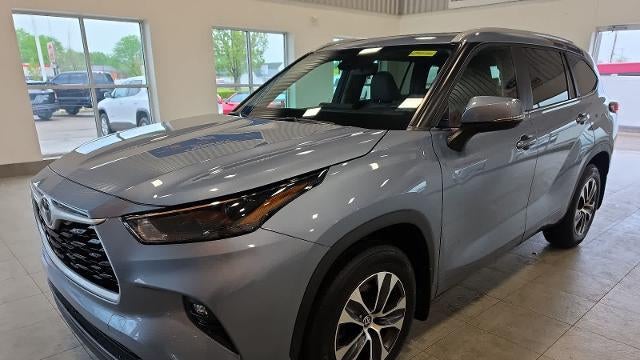 Preowned 2023 Toyota Highlander LE for Sale