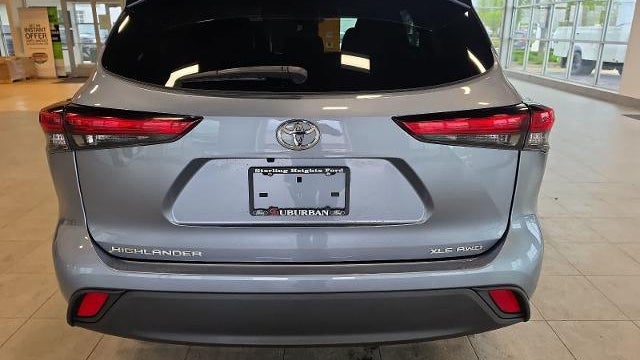 2023 Toyota Highlander LE