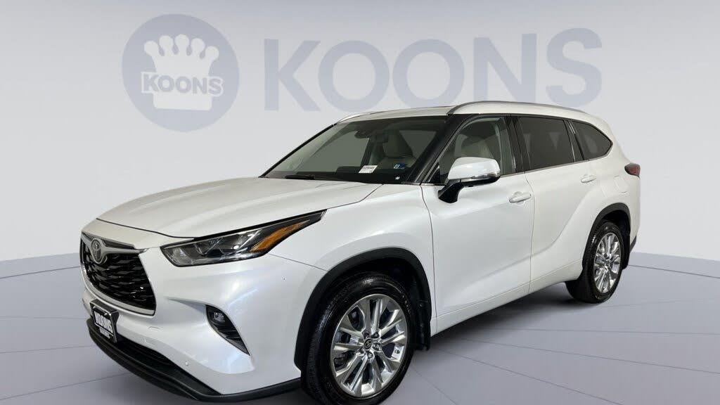 Preowned 2023 Toyota Highlander LE for Sale