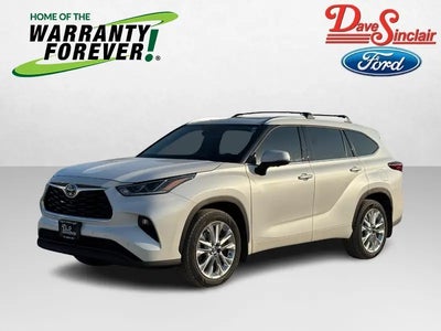 2023 Toyota Highlander AWD LE 4DR SUV