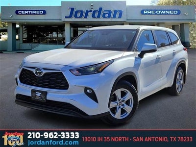 2023 Toyota Highlander AWD LE 4DR SUV