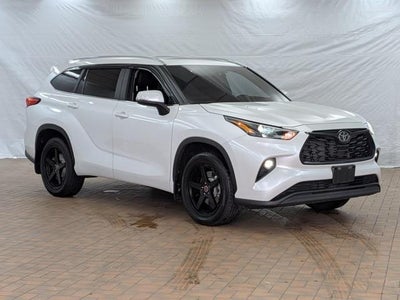 2023 Toyota Highlander AWD LE 4DR SUV