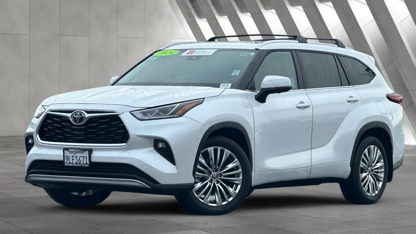 2024 Toyota Highlander Platinum