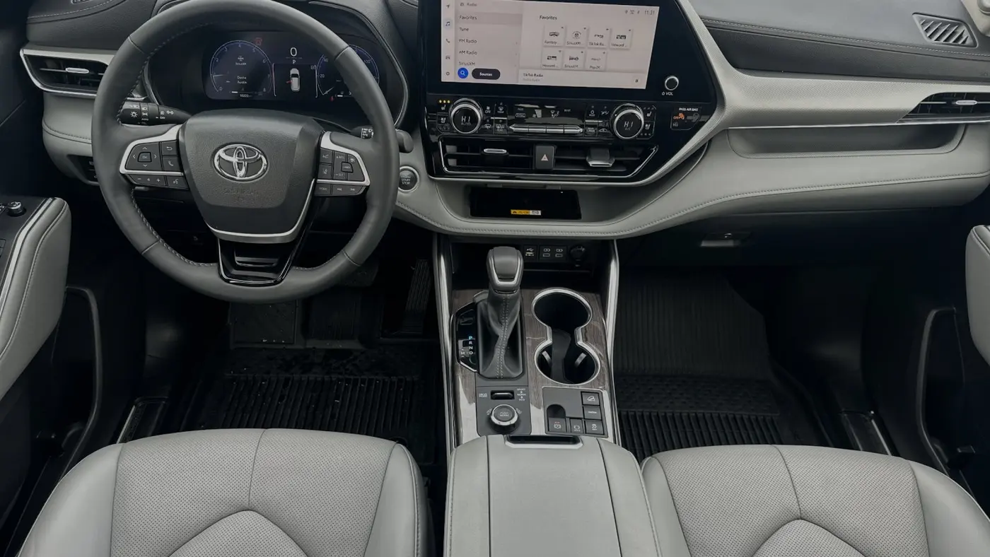 2024 Toyota Highlander Platinum