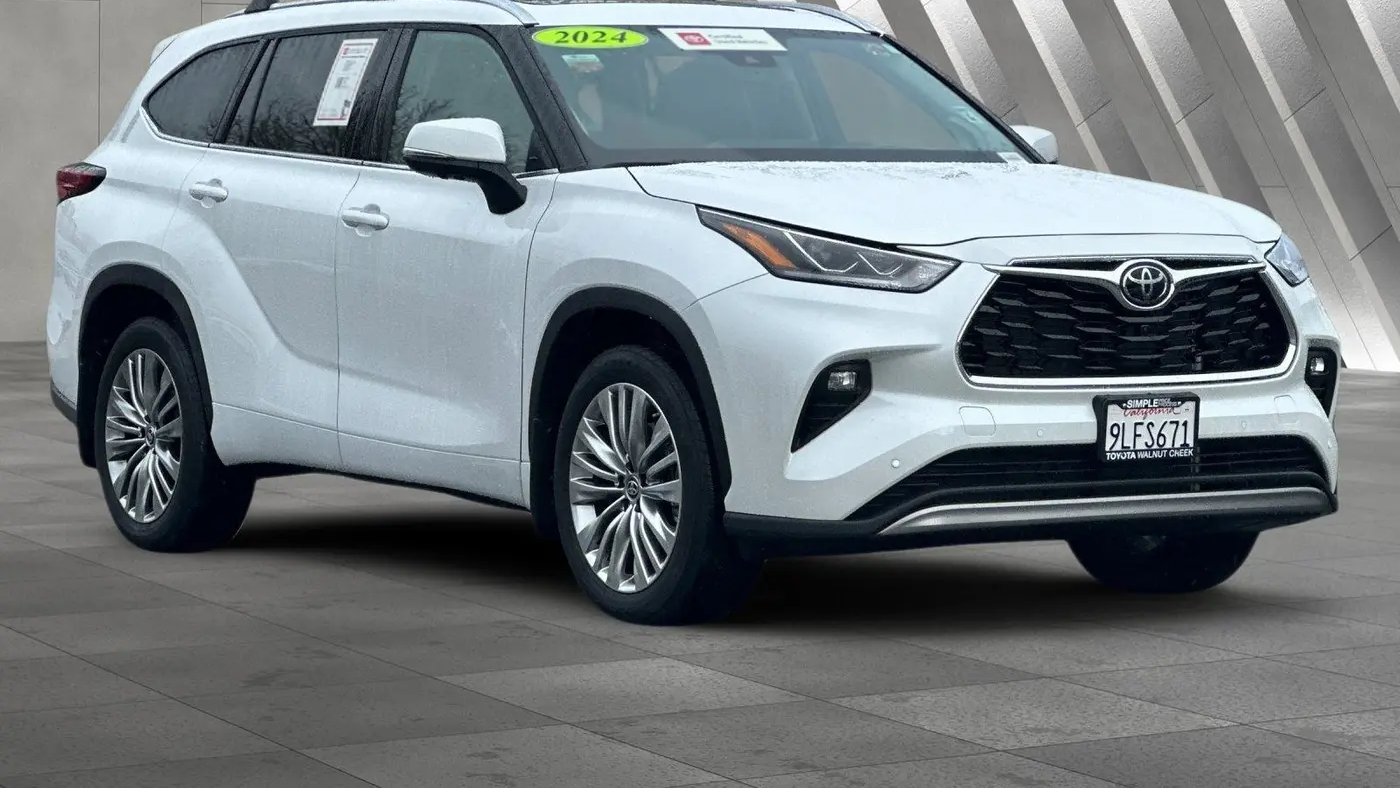 2024 Toyota Highlander Platinum