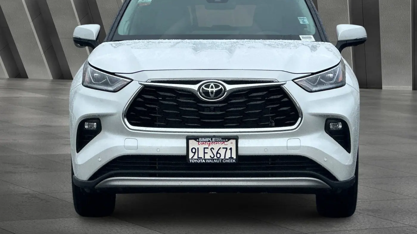 2024 Toyota Highlander Platinum