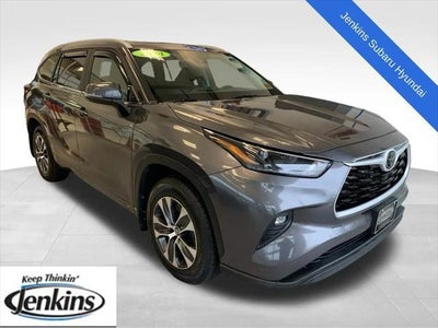 2024 Toyota Highlander AWD XLE 4DR SUV
