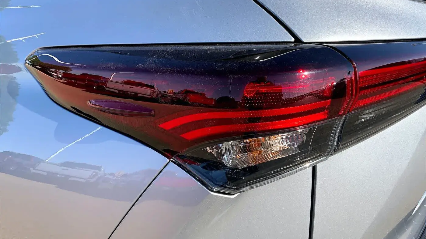 2025 Toyota Highlander LE