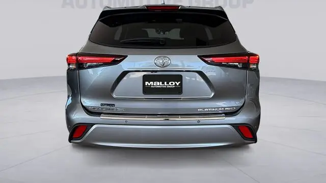 2026 Toyota Highlander XSE